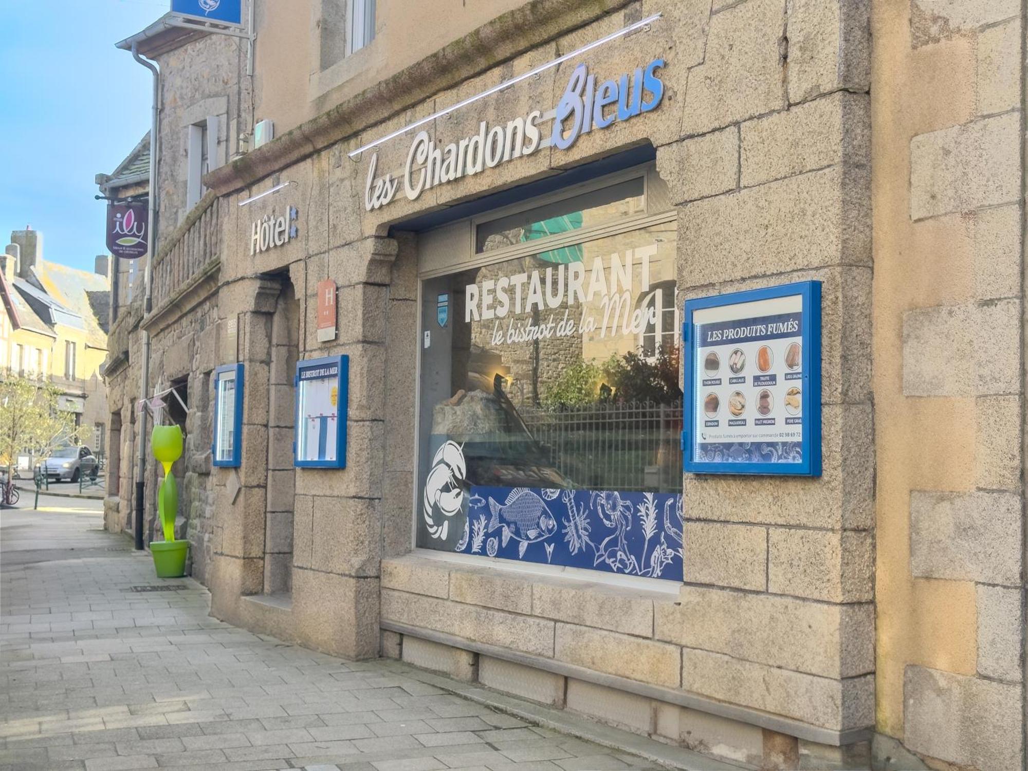 Logis Hotel Les Chardons Bleus Restaurant Le Bistrot De La Mer Роскоф Экстерьер фото